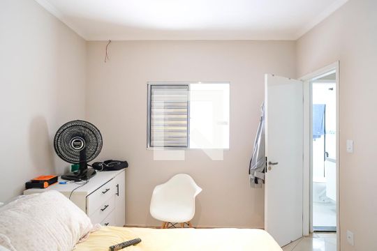 Suíte de apartamento à venda com 2 quartos, 80m² em Nova Gerti, São Caetano do Sul