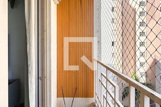 Sacada de apartamento à venda com 3 quartos, 67m² em Baeta Neves, São Bernardo do Campo