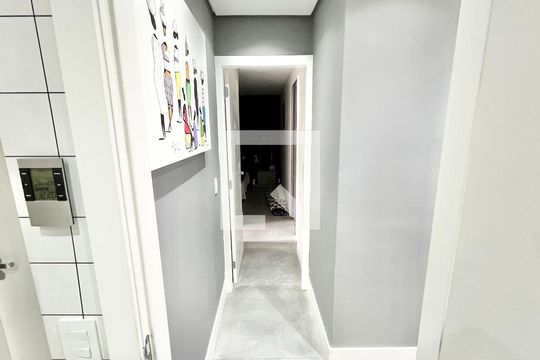 Corredor de apartamento à venda com 3 quartos, 260m² em Lauzane Paulista, São Paulo