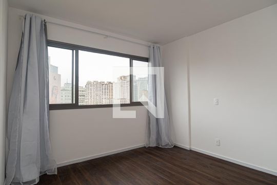 Sala/Quarto de kitnet/studio para alugar com 1 quarto, 26m² em Bela Vista, São Paulo