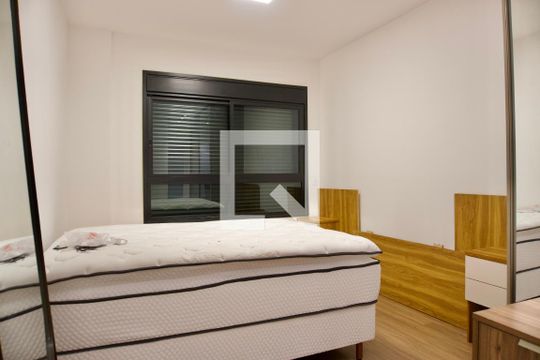 Suíte  de apartamento para alugar com 2 quartos, 65m² em Lourdes, Belo Horizonte