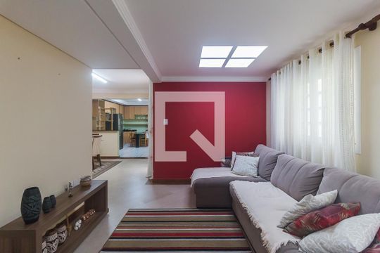 Sala de casa para alugar com 4 quartos, 240m² em Alto Ipiranga, Mogi das Cruzes