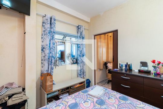 Quarto 1 de casa à venda com 2 quartos, 420m² em Vila Diva, São Paulo
