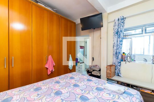 Quarto 1 de casa à venda com 2 quartos, 420m² em Vila Diva, São Paulo