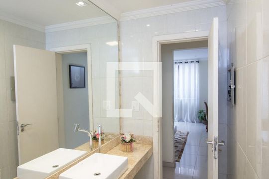 Lavabo de casa à venda com 4 quartos, 370m² em Cabral, Contagem