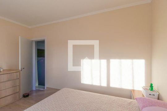 Quarto de apartamento para alugar com 2 quartos, 65m² em Nossa Senhora das Gracas, Canoas