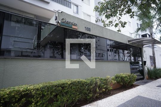 Apartamento à venda com 2 quartos, 65m² em Jardim Goiás, Goiânia