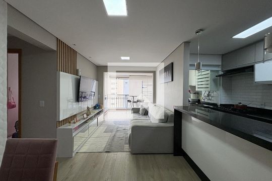 Sala de apartamento à venda com 3 quartos, 74m² em Vila Mangalot, São Paulo
