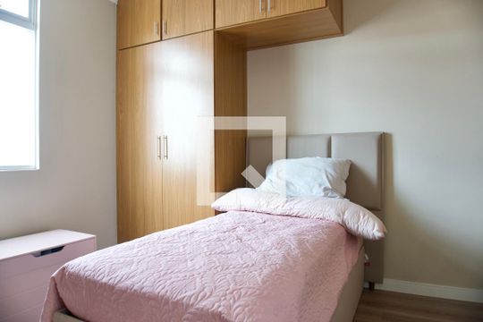 Apartamento à venda com 2 quartos, 89m² em Floresta, Belo Horizonte