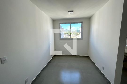 Sala de apartamento à venda com 1 quarto, 34m² em Piedade, Rio de Janeiro