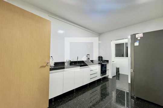Apartamento à venda com 4 quartos, 126m² em Liberdade, Belo Horizonte