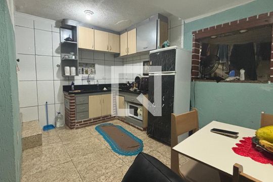 Sala/Cozinha - casa 1  de casa à venda com 4 quartos, 50m² em Conjunto Habitacional Calux, São Bernardo do Campo