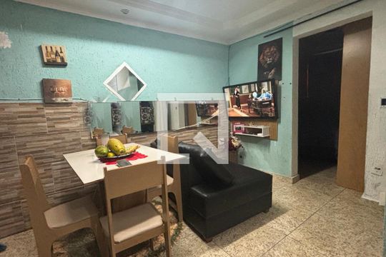 Sala/Cozinha - casa 1  de casa à venda com 4 quartos, 50m² em Conjunto Habitacional Calux, São Bernardo do Campo