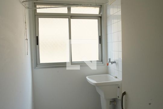 Área de Serviço de apartamento para alugar com 2 quartos, 58m² em Jardim Sao Judas Tadeu, Guarulhos