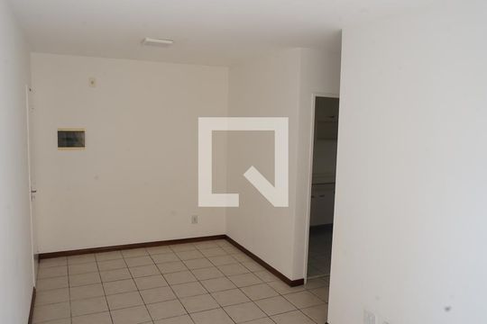 Sala de apartamento para alugar com 2 quartos, 58m² em Jardim Sao Judas Tadeu, Guarulhos