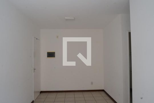 Sala de apartamento para alugar com 2 quartos, 58m² em Jardim Sao Judas Tadeu, Guarulhos