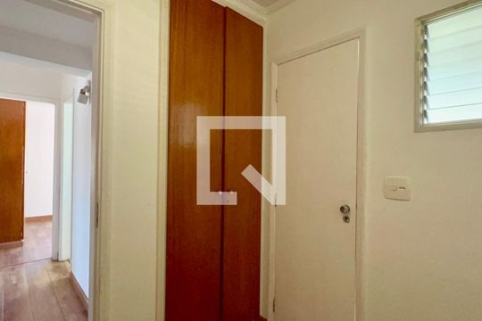 Quarto 1 de apartamento à venda com 2 quartos, 74m² em Pinheiros, São Paulo