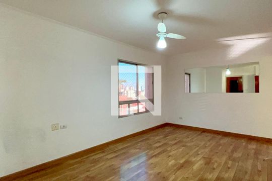Sala de apartamento à venda com 2 quartos, 74m² em Pinheiros, São Paulo