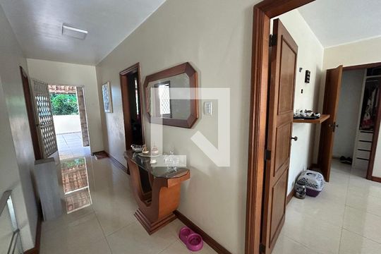 Corredor de casa à venda com 5 quartos, 473m² em Maria da Graça, Rio de Janeiro