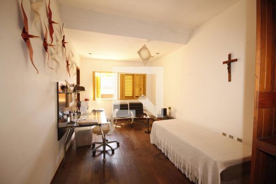 quarto 1 de casa à venda com 4 quartos, 267m² em Serra, Belo Horizonte