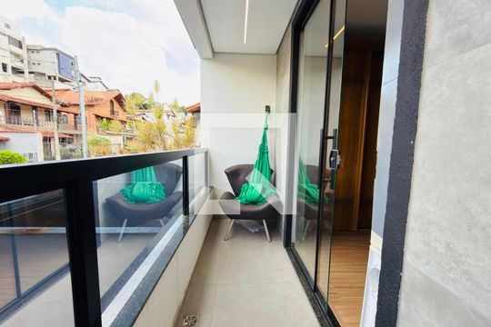 Casa à venda com 3 quartos, 90m² em Alto Caiçaras, Belo Horizonte