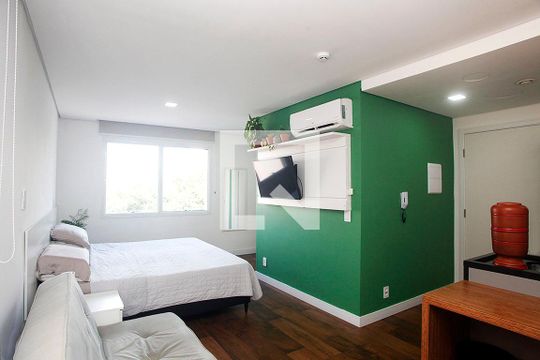 Studio - Sala / Quarto de kitnet/studio à venda com 1 quarto, 34m² em Cidade Baixa, Porto Alegre