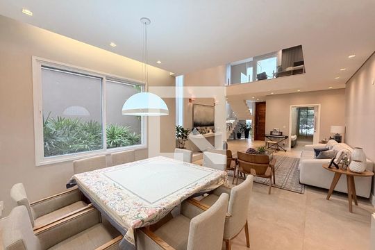 Sala de casa de condomínio à venda com 3 quartos, 329m² em Jardim Santa Teresa, Jundiaí