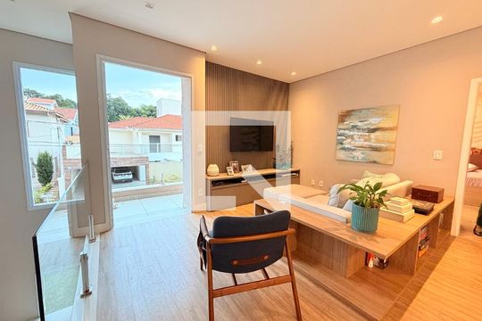 Sala de TV de casa de condomínio à venda com 3 quartos, 329m² em Jardim Santa Teresa, Jundiaí