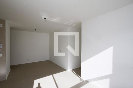 Sala de apartamento à venda com 3 quartos, 70m² em Buritis, Belo Horizonte