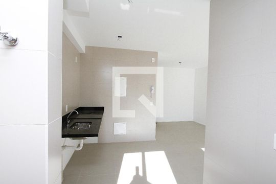 Cozinha de apartamento à venda com 3 quartos, 70m² em Buritis, Belo Horizonte