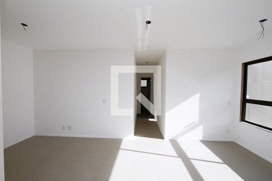 Sala de apartamento à venda com 3 quartos, 70m² em Buritis, Belo Horizonte