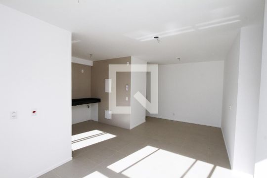 Sala de apartamento à venda com 3 quartos, 70m² em Buritis, Belo Horizonte