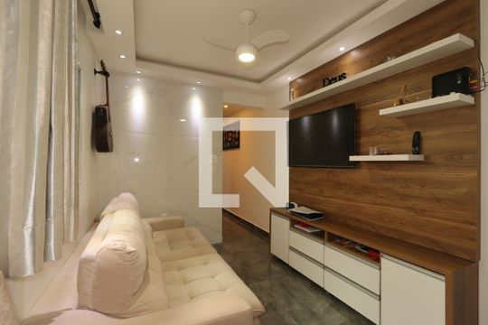 Sala de apartamento à venda com 2 quartos, 61m² em Parque Novo Oratório, Santo André