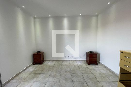 Quarto 1 de casa à venda com 3 quartos, 219m² em Cidade Intercap, Taboão da Serra