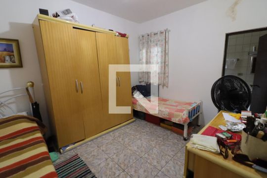 Suíte 1 de casa à venda com 3 quartos, 450m² em Umuarama, Osasco
