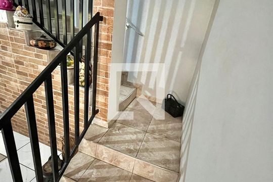 Escada  de casa à venda com 2 quartos, 230m² em Jardim Campos Eliseos, Campinas