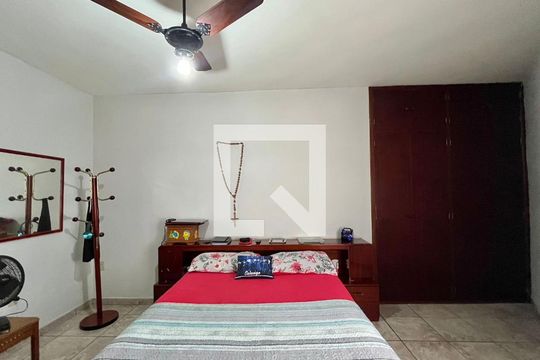  Suíte de casa à venda com 2 quartos, 230m² em Jardim Campos Eliseos, Campinas
