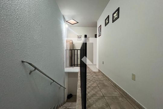 Corredor de casa à venda com 2 quartos, 230m² em Jardim Campos Eliseos, Campinas