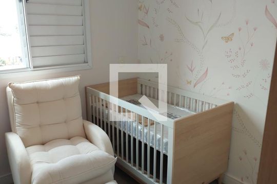 Quarto de apartamento para alugar com 2 quartos, 60m² em Campestre, Santo André
