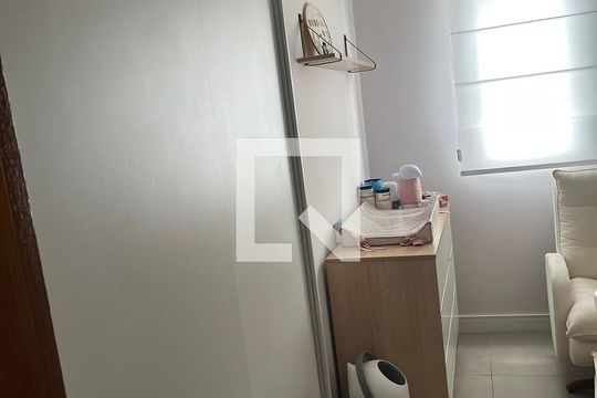 Quarto de apartamento para alugar com 2 quartos, 60m² em Campestre, Santo André