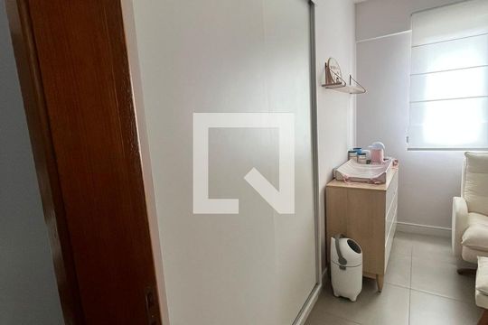 Quarto de apartamento para alugar com 2 quartos, 60m² em Campestre, Santo André