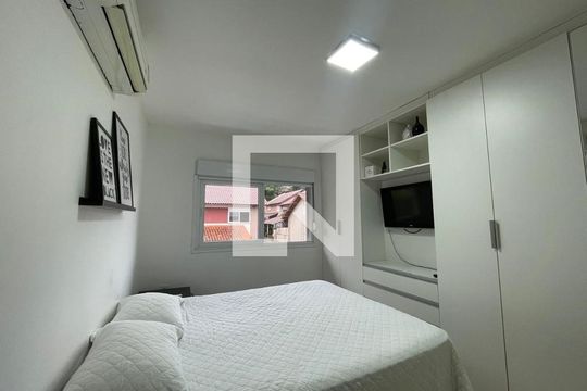 Casa de Condomínio para alugar com 3 quartos, 130m² em Rondônia, Novo Hamburgo