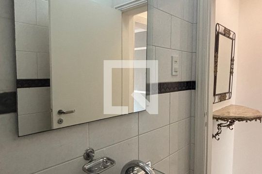 Lavabo de casa para alugar com 4 quartos, 320m² em Campestre, Santo André