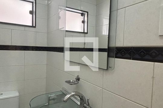 Lavabo de casa para alugar com 4 quartos, 320m² em Campestre, Santo André