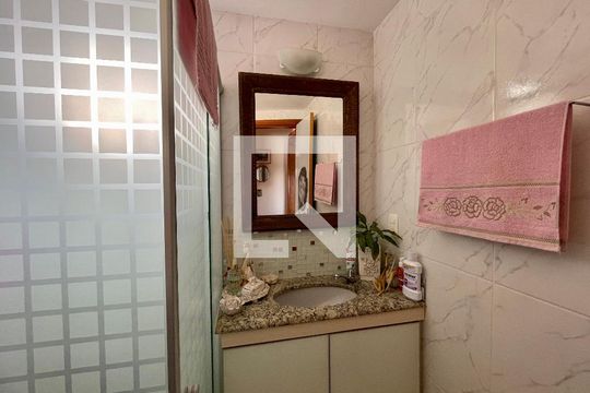 Apartamento à venda com 2 quartos, 70m² em Fernão Dias, Belo Horizonte