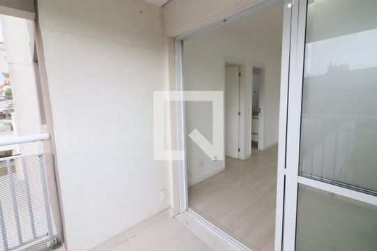 Sala de apartamento à venda com 1 quarto, 40m² em Umuarama, Osasco
