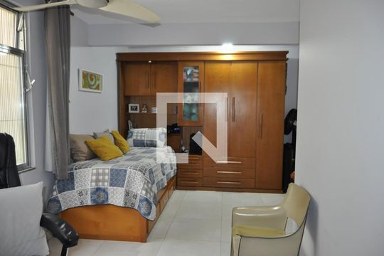 Casa à venda com 4 quartos, 170m² em Todos Os Santos, Rio de Janeiro