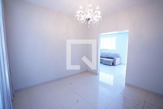 Casa de Condomínio à venda com 3 quartos, 470m² em Condomínio do Lago 1ª Etapa, Goiânia