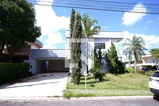 Casa de Condomínio à venda com 3 quartos, 470m² em Condomínio do Lago 1ª Etapa, Goiânia