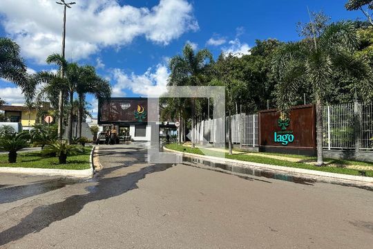 Casa de Condomínio à venda com 3 quartos, 470m² em Condomínio do Lago 1ª Etapa, Goiânia